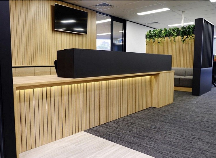 DD-Bancroft-Commercial-Office-Better-Reception-Desk-5.jpg